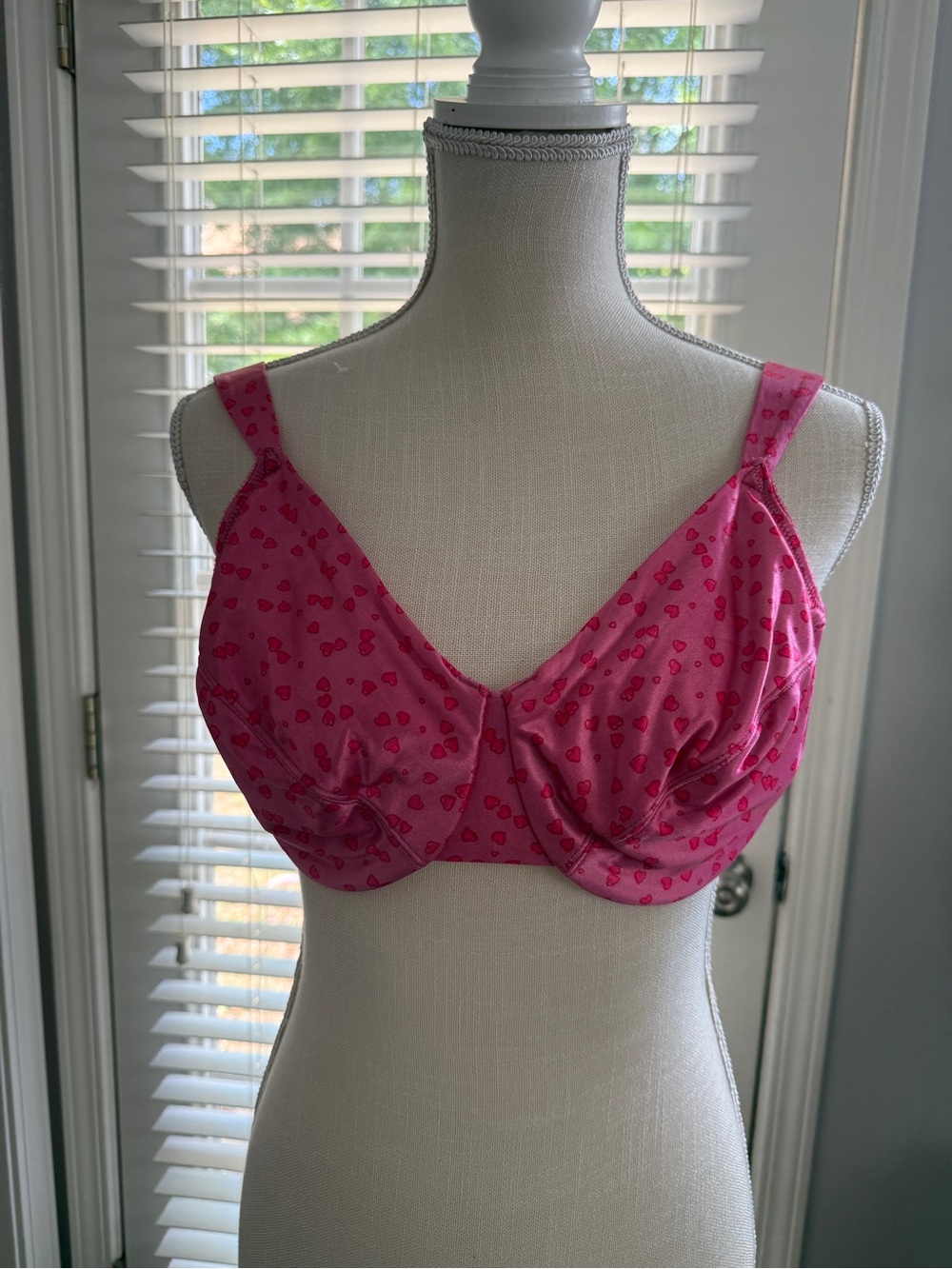 Victoria's Secret Pink Heart-Print Underwire Bra